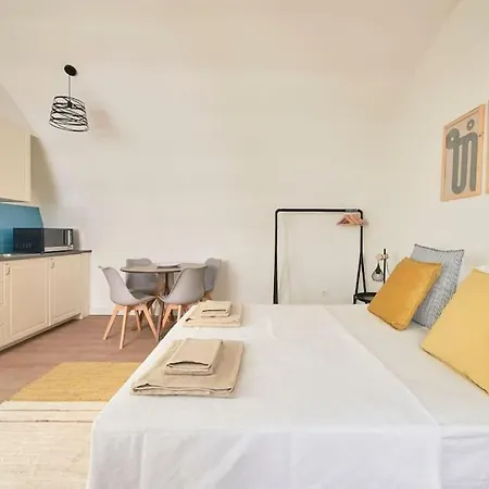 Alfama Village com Ar condicionado, porta 8 Apartamento
